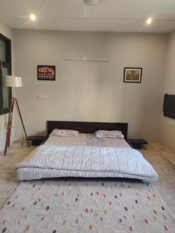 The Heistel Hostel Ню Делхи Екстериор снимка